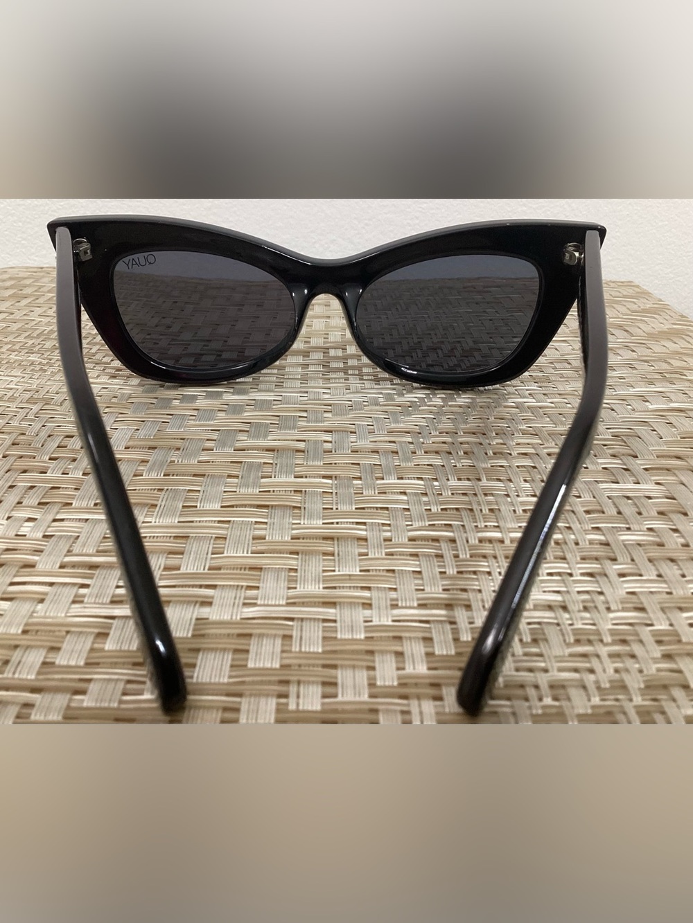 Quay Australia Subculture 111 Black Cat-Eye Sunglasses - Picture 4 of 6